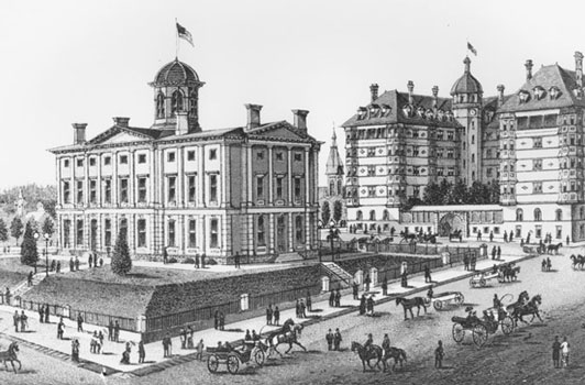 Pioneer Courthouse and the old Portland Hotel, which opened in 1890. Pioneer Square is now located there.